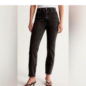 Abercrombie & Fitch Women's Black High Rise Mom Jean